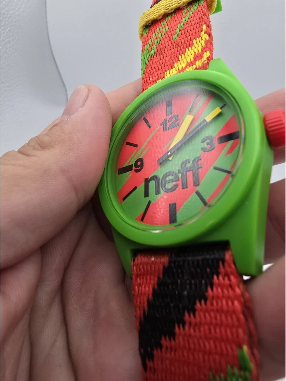 Neff Daily Quartz Analog Watch Green Plastic Case Red/Green Dial Nylon Strap 50m